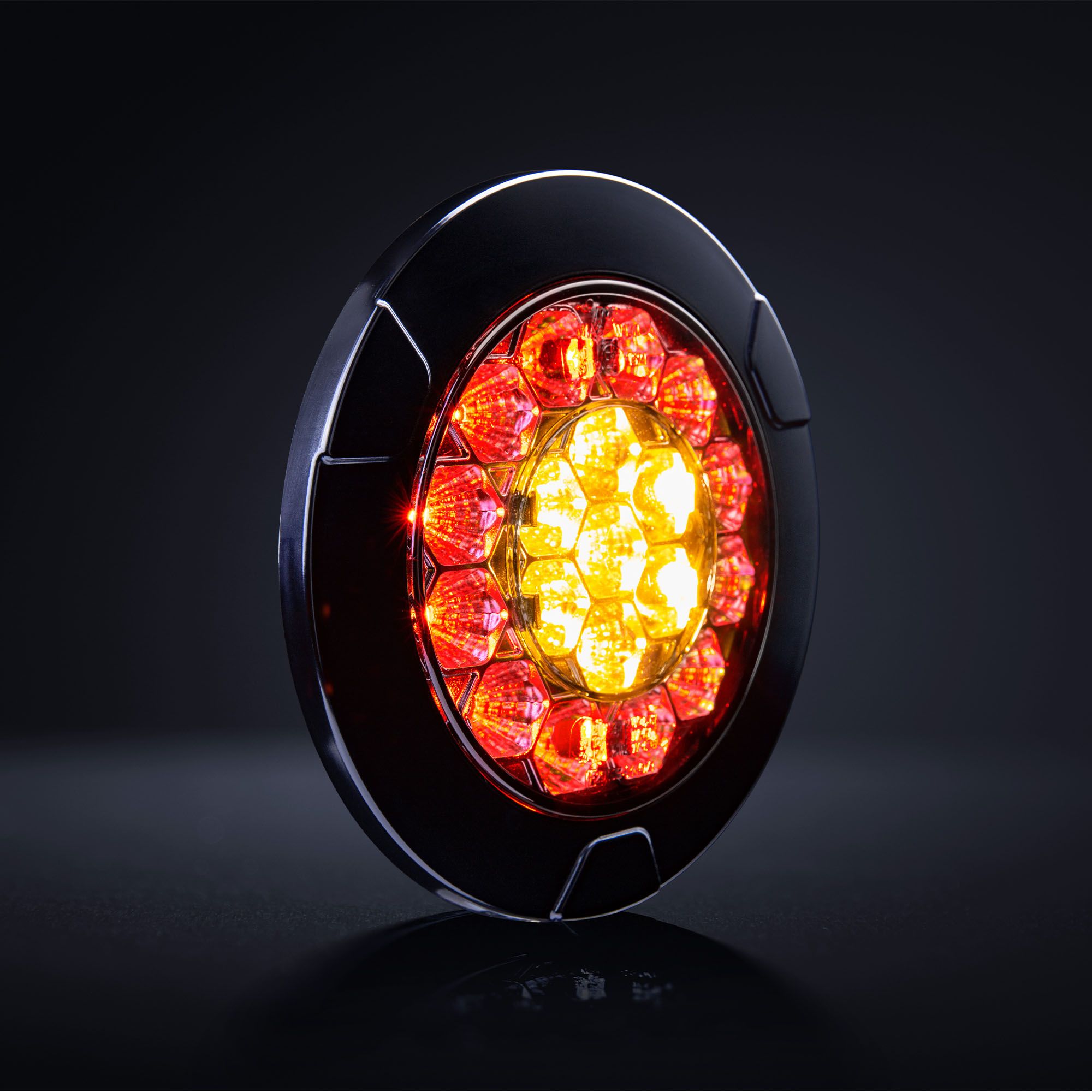 Strands Freedom Black Raven LED-takavalo, 3 toimintoa