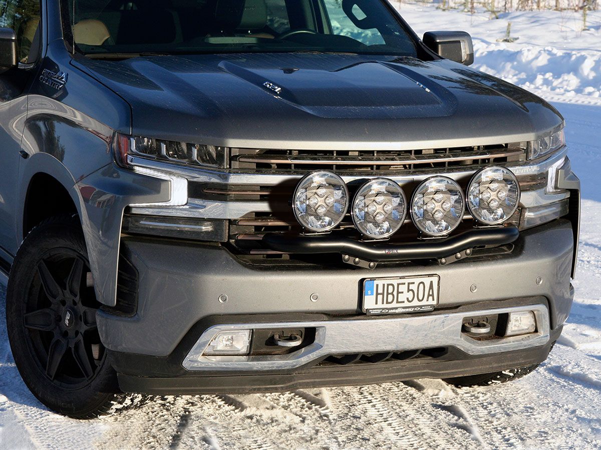 Q-LIGHT Chevrolet Silverado 1500 High Country 19-22 lisävaloteline (lisävalokaari) 4 valolle