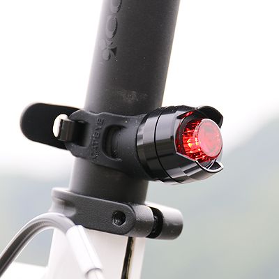 CatEye Orb ladattava takavalo
