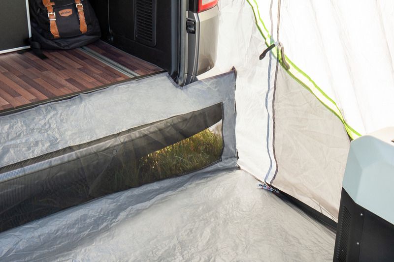 Pakettiauton takateltta VW Transporter T5 / T6 / T7