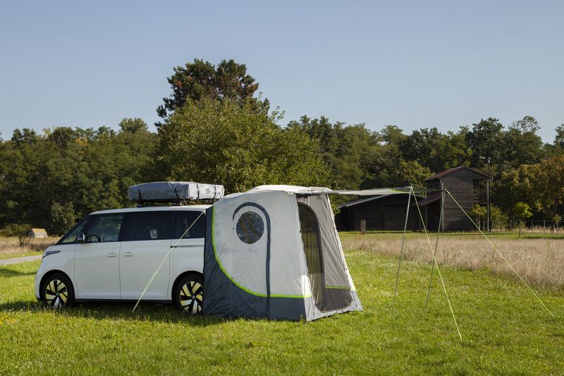 Pakettiauton takateltta VW Transporter T5 / T6 / T7