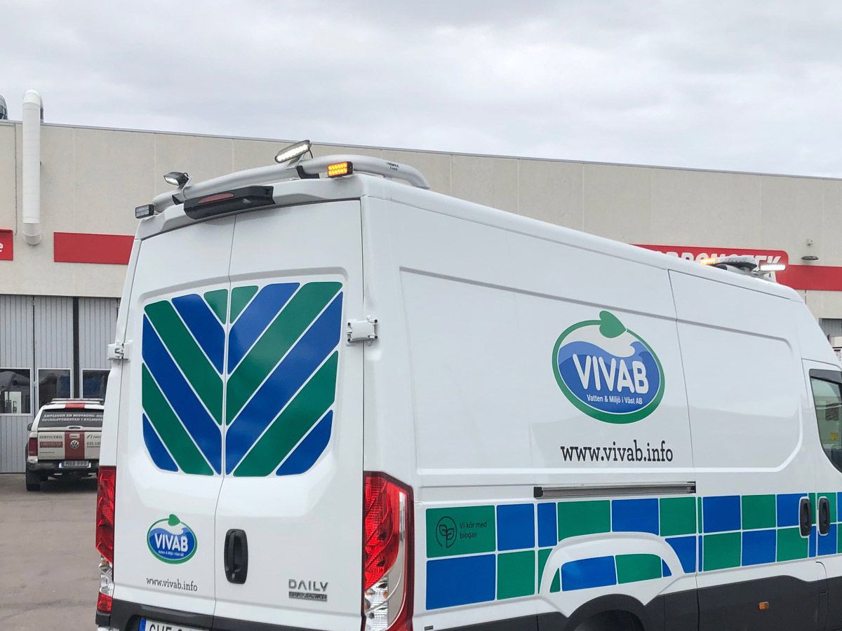 T-RACK takimmainen kattokaari Iveco Daily H2 12-