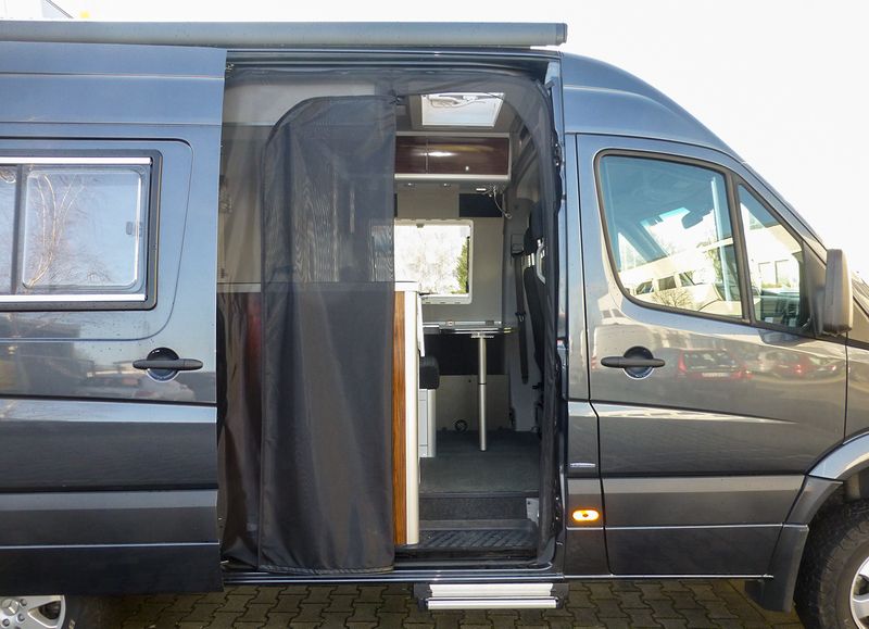 Hyttysverkko MB Sprinter & VW Crafter 06-17