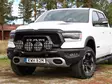 Q-LIGHT RAM 1500 Rebel 19-24 lisävaloteline (lisävalokaari) 4 valolle - Valoraudat pakettiautoon - 8020120880 - 1