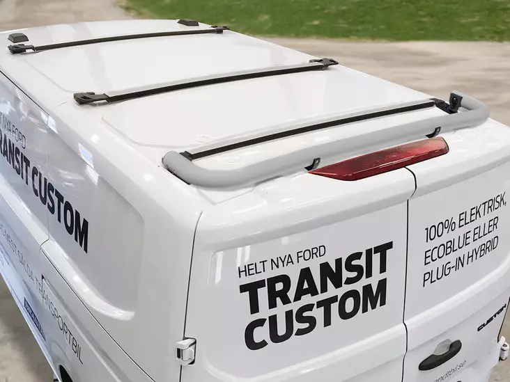 T-RACK Ford Transit Custom alkuperäisellä kattotelineellä 24- takimmainen kattokaari - Työvalotelineet pakettiautoon - 8020120920 - 1