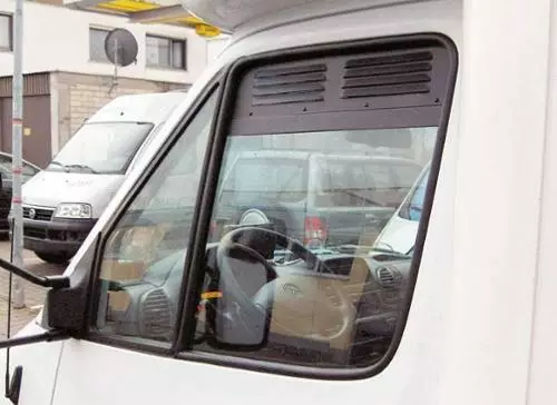 Ilmanvaihtosäleikkö MB Sprinter ja VW Crafter 06-18 - Tuuletus - 8020109091 - 1