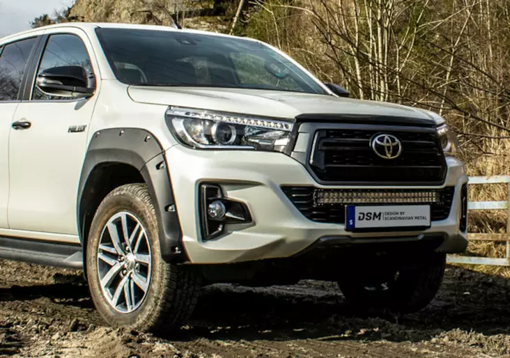 LED-lisävalopaketti DSM Tera Plus Toyota Hilux 2016- - Toyota lisävalot - 8020100312 - 1