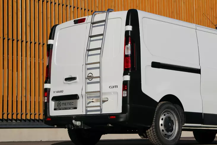 Tikkaat Opel Vivaro 2014-2019, ML I, pultattavat, Metec - Kattotelineet & tikkaat pakettiautoon - 8020102642 - 1