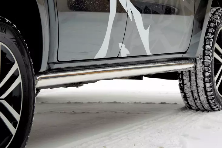 Kylkiputket Renault Alaskan 2017-, Metec - Kylkiputket pakettiautoon - 8020102243 - 0