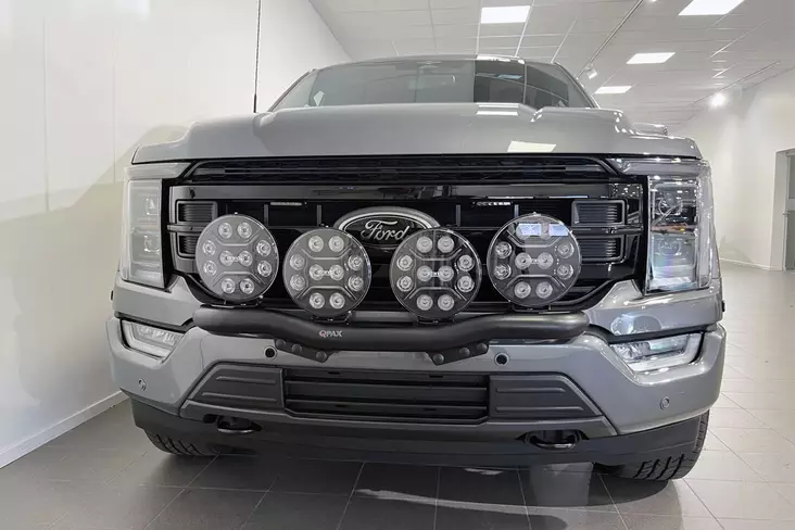 Q-LIGHT Ford F-150 21- lisävaloteline (lisävalokaari) 4 valolle - Valoraudat pakettiautoon - 8020120883 - 1