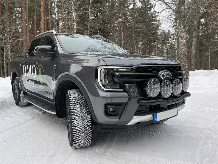 Q-LIGHT Ford Ranger 23- lisävaloteline (lisävalokaari) 4 valolle - Valoraudat pakettiautoon - 8020120893 - 1