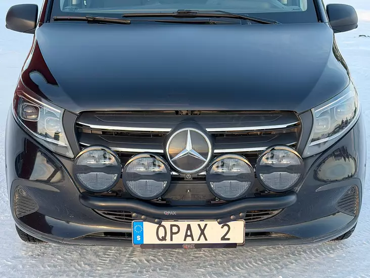 Q-LIGHT Mercedes Vito 24- lisävaloteline (lisävalokaari) 4 valolle - Valoraudat pakettiautoon - 8020120894 - 1