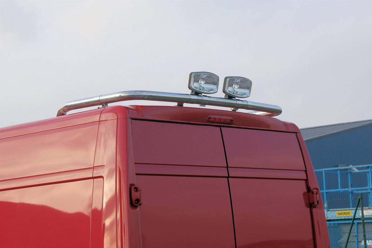 Дуга для крепления фар на крышу