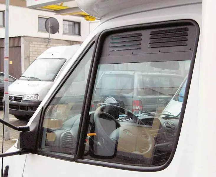 Ilmanvaihtosäleikkö VW Crafter 2017- - Tuuletus - 8020109086 - 1