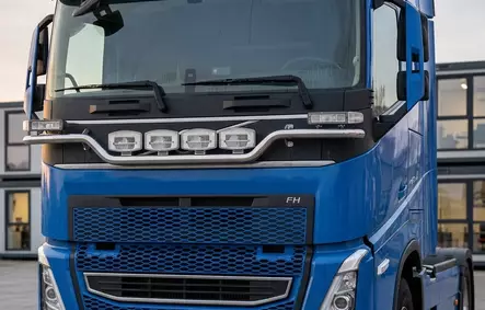 Aura valorauta Volvo FH 2021- - Työvalotelineet pakettiautoon - 8020104048 - 2