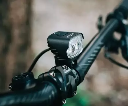 Magicshine MJ-902S sähköpyörän valo - Polkupyörän etuvalot - 8020120128 - 2